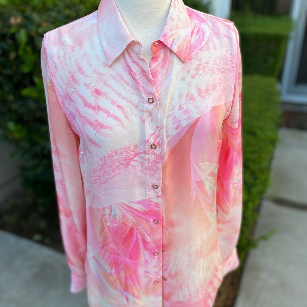 100% silk Elie Tahari woman’s blouse